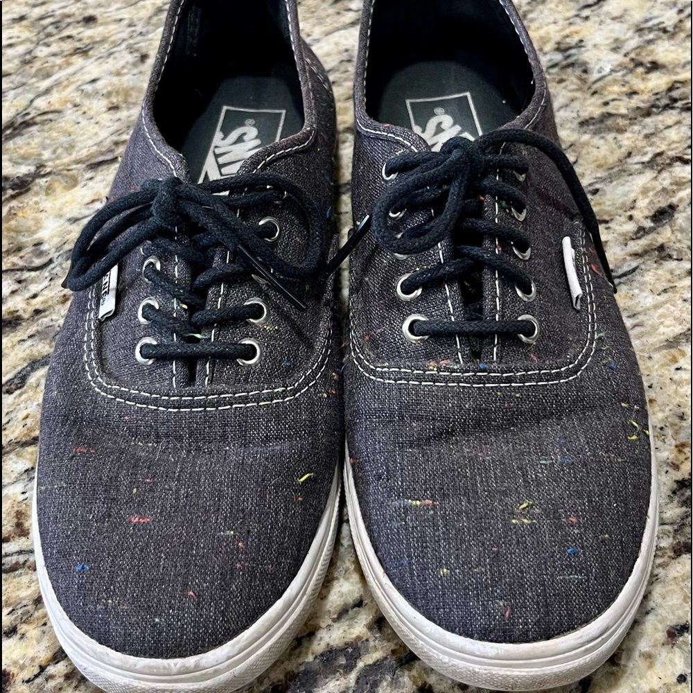Like New Women’s VANS Size 7 Shoes